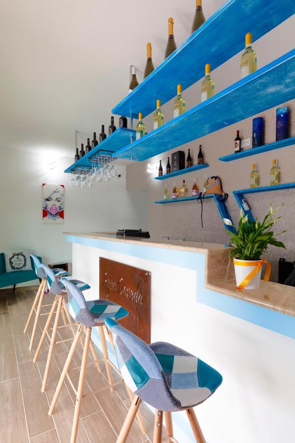 Agua Dorada Boutique Bed & Breakfast Lula Bagian luar foto